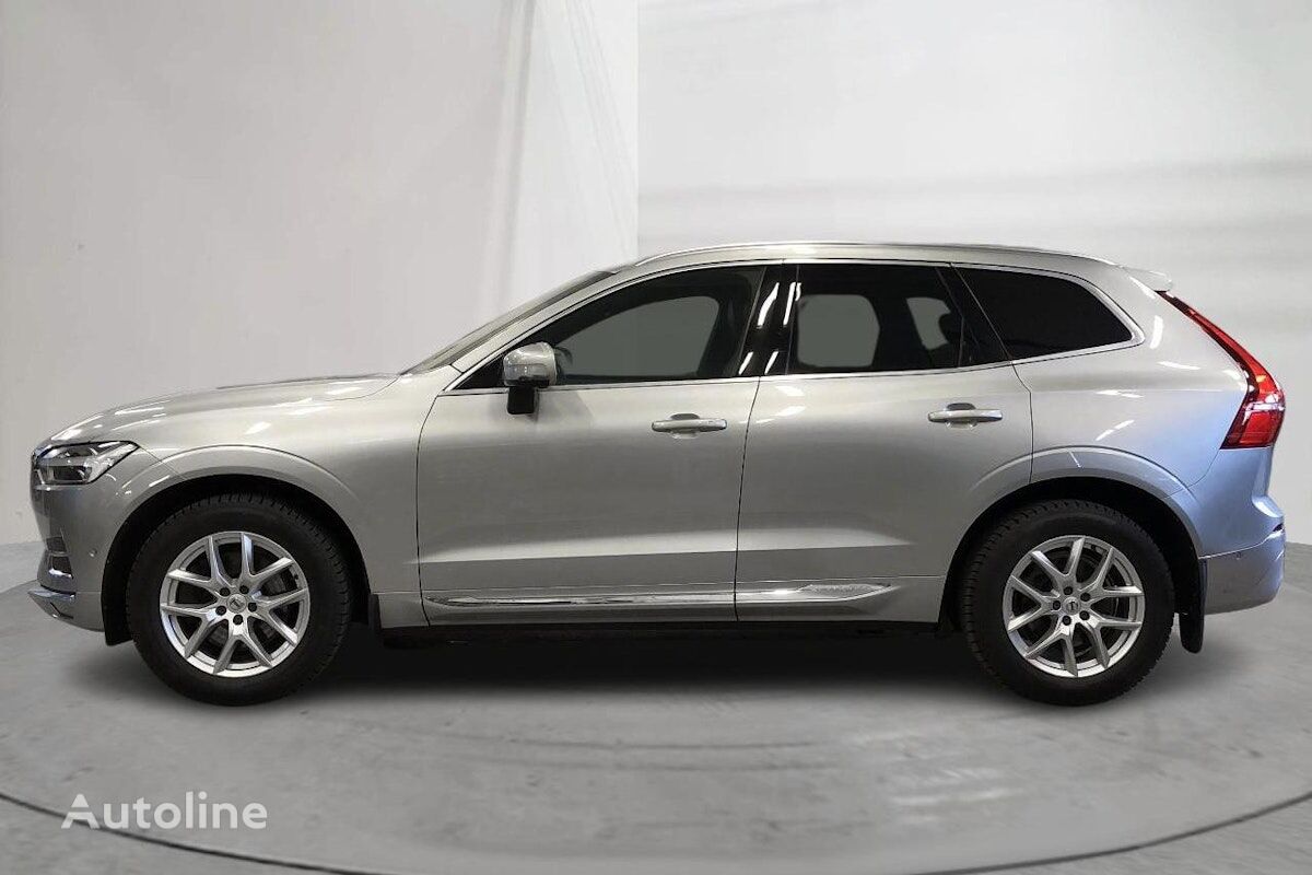 кроссовер Volvo XC60