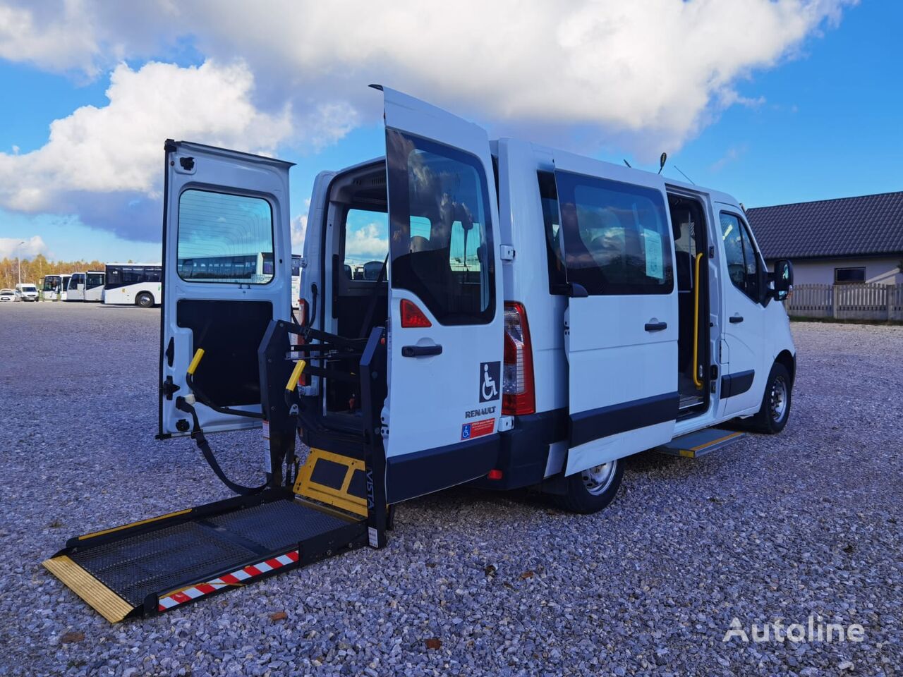 пассажирский микроавтобус Renault Master 2016r euro6 HANDICAP transportation of disabled people