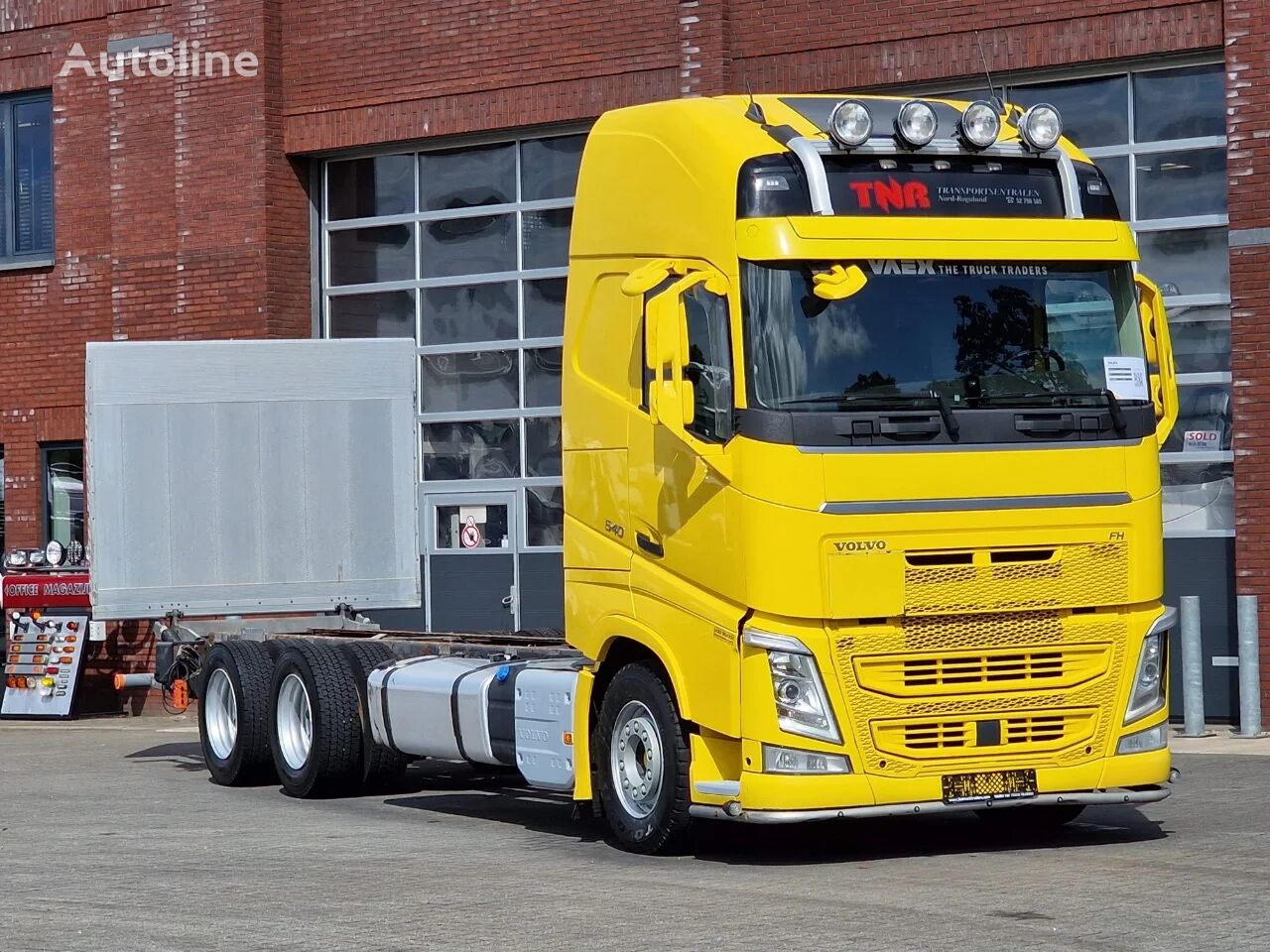 грузовик шасси Volvo FH 13.540 Globetrotter XL 6x4 - Retarder - Full air - Loadlift -
