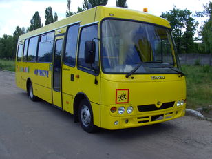 naujas mokyklinis autobusas ATAMAN D093S4 школьный инвалидный