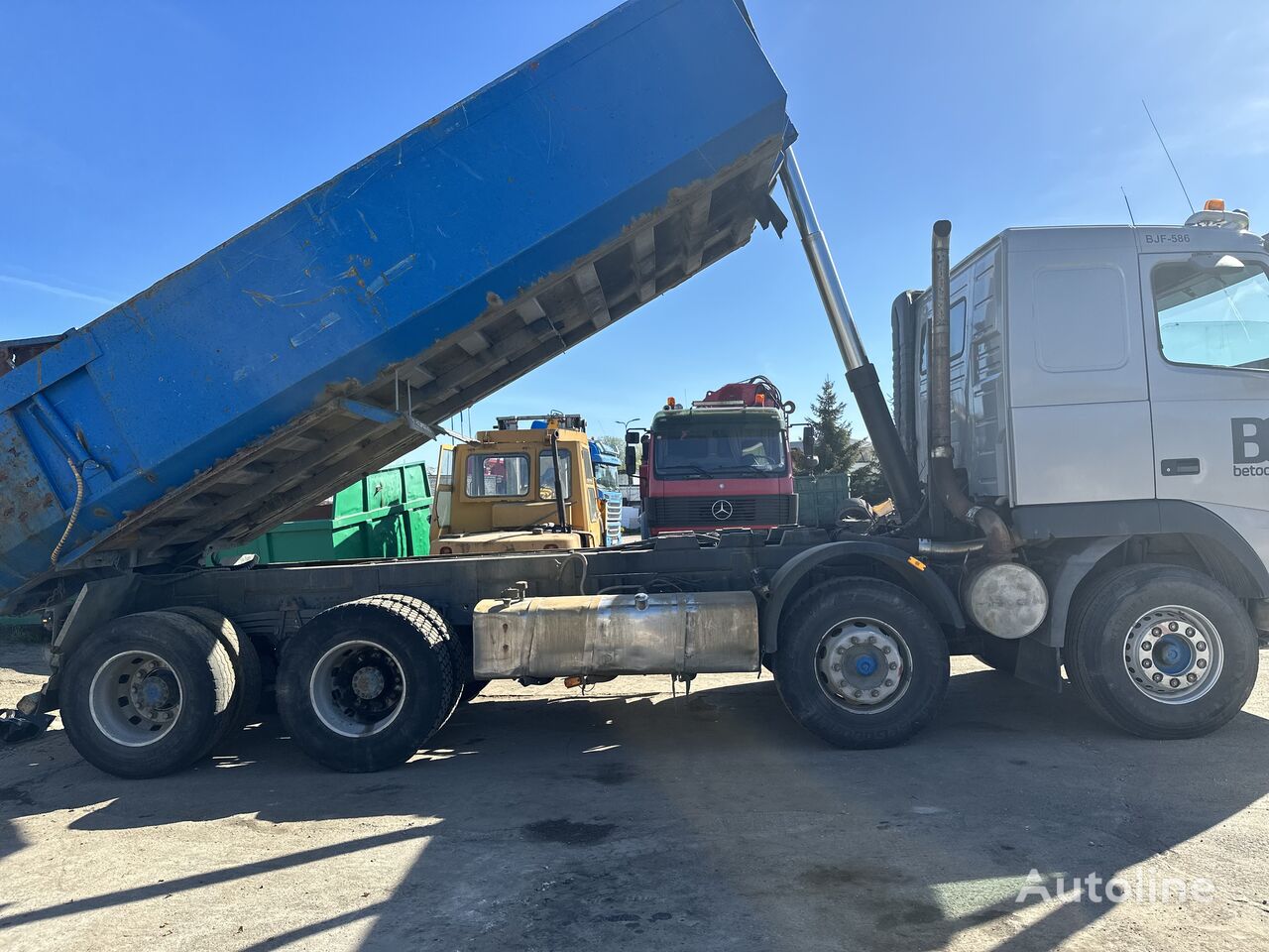 savivartis sunkvežimis Volvo FH12 8x4