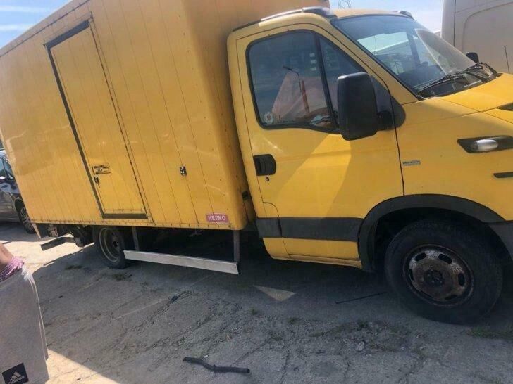 sunkvežimis furgonas IVECO Daily 40 C 14 Koffer + HF