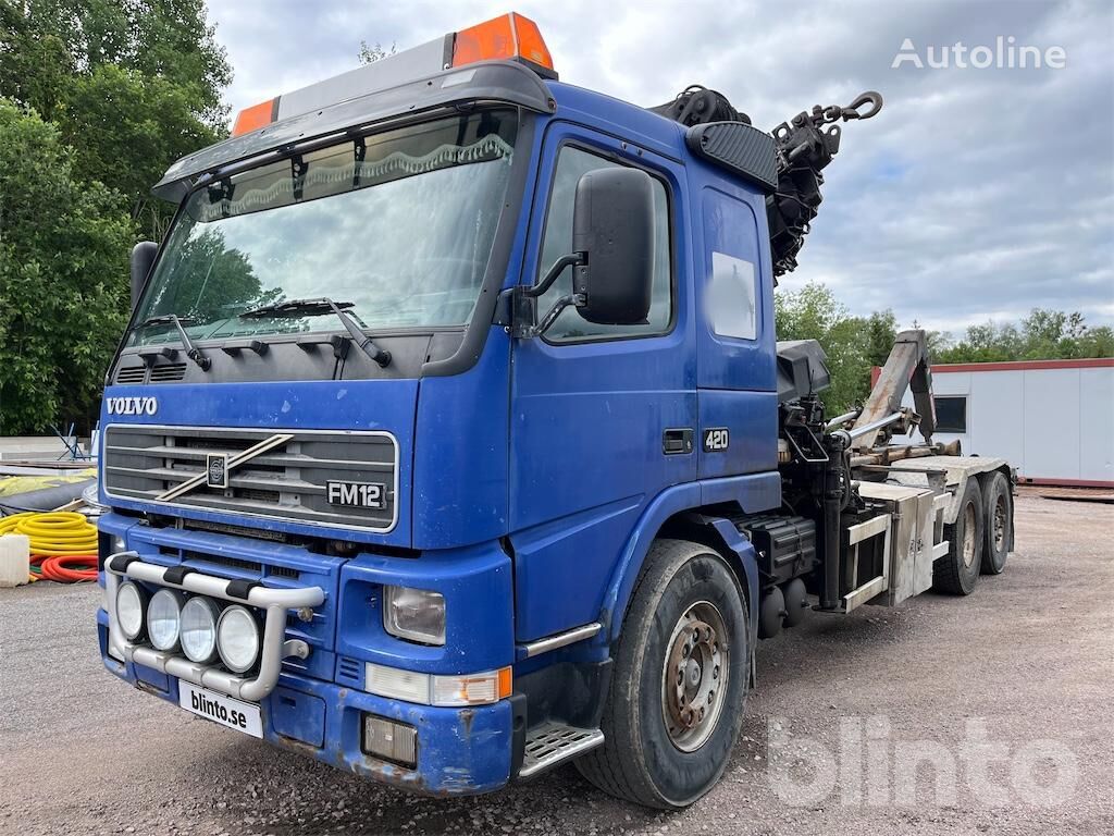 sunkvežimis su keliamuoju kabliu Volvo FM12