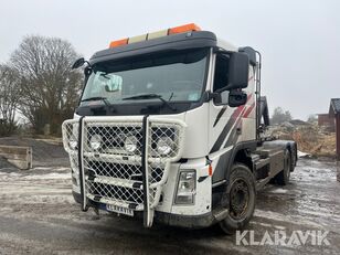 sunkvežimis su keliamuoju kabliu Volvo FM440