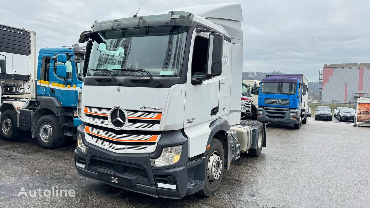 vilkikas Mercedes-Benz Actros 1842